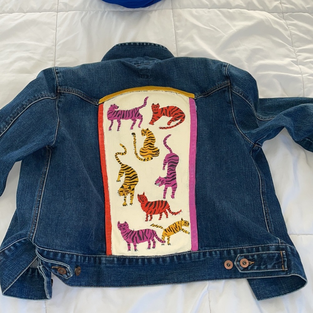 Custom painted Tigers/Bengals  Denim Blue Jean Jacket Gap Medium